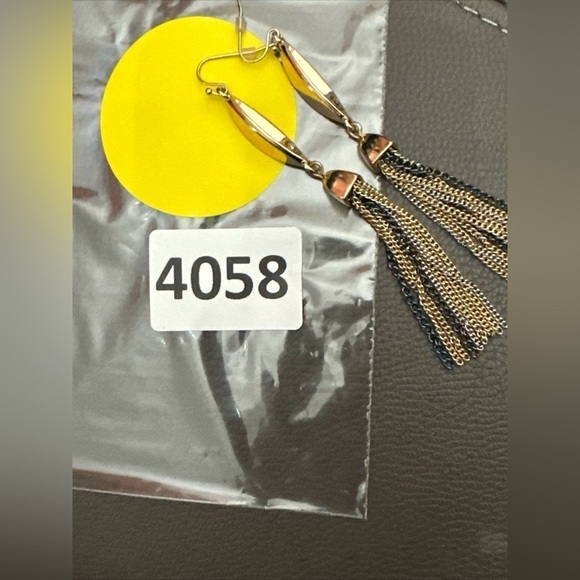 Vintage Earrings Nolan MIiller Gold Tone Pierced Dangle Drop Fringe Signed 4058 - Picture 6 of 7